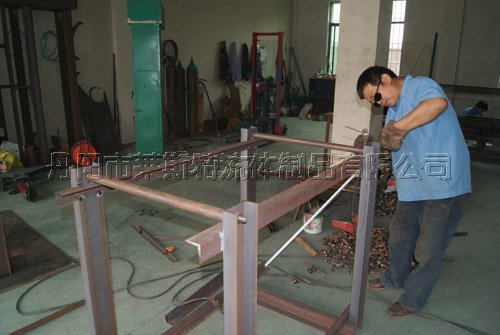 集裝格生產(chǎn)現(xiàn)場(chǎng) 集裝格生產(chǎn)現(xiàn)場(chǎng)